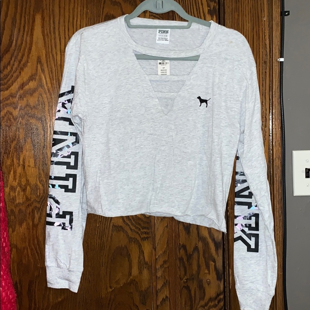 Pink long sleeve crop top